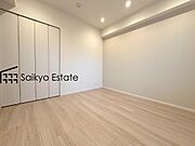 【施工例】ダブルクローゼットのある洋室は、ご夫婦でクローゼットを使い分けができますので主寝室に最適です。