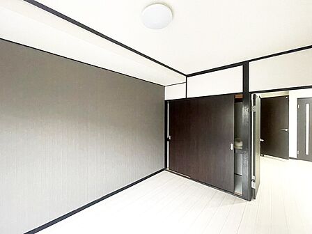 ■落ち着いた色合いのお部屋で穏やかな時間を楽しめます
