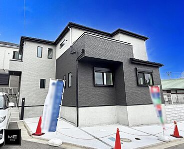 外観:2号棟 ■暮らしを彩る充実した設備仕様が備わった住まい 外観:2号棟 ■暮らしを彩る充実した設備仕様が備わった住まい