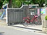 周辺：幼稚園・保育園 700m 金沢さくら保育園