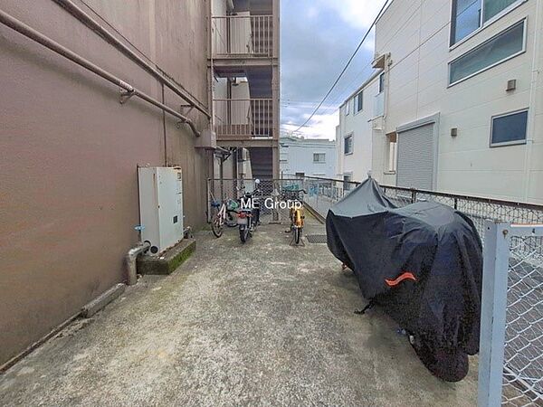 その他