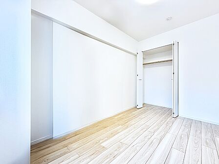 ■落ち着いた色合いのお部屋で穏やかな時間を楽しめます