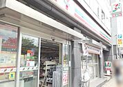 セブンイレブン中央区福岡大濠公園駅前店 徒歩2分。コンビニ 110m