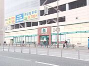 サニー渡辺通店 徒歩10分。スーパー 790m