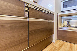 キッチンには食器洗乾燥機付です