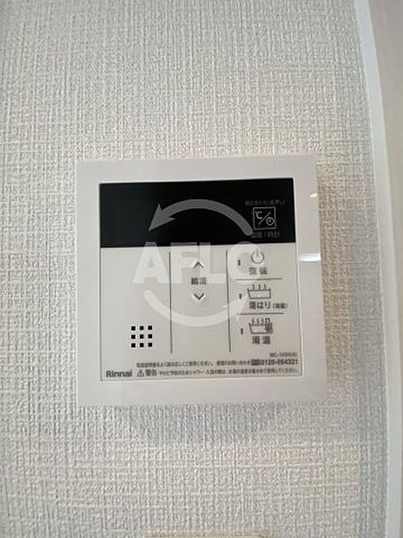 画像19:エスリード大阪フェリス　浴室乾燥機