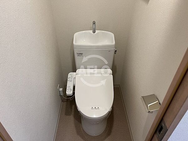 画像20:プレミアムコート阿波座WEST　トイレ