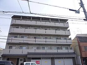 京都府京都市伏見区深草秡川町（賃貸マンション1K・5階・24.38㎡） その1