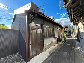 京都府京都市伏見区深草上横縄町（賃貸一戸建2K・1階・32.87㎡） その1