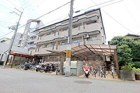 京都府京都市伏見区深草西浦町３丁目（賃貸マンション1K・1階・20.16㎡） その1