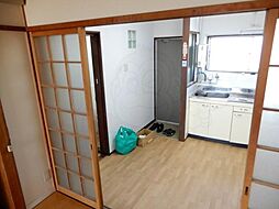 マンション千丈 3階1Kのリビング/ダイニング