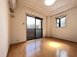 プレリュード 1階1Kのリビング/ダイニング