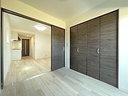 ジーメゾン伏見エルデ 2階1LDKのリビング/ダイニング