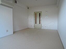 ライオンズマンション上鳥羽 5階1Kのリビング/ダイニング