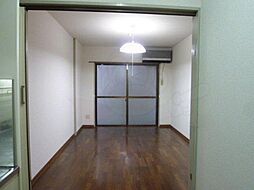 京阪本線 伏見桃山駅 徒歩13分の賃貸マンション 1階1Kのリビング/ダイニング