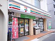 セブンイレブン 238m