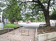 潮田公園 徒歩25分。公園 1950m