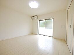 JR埼京線 南与野駅 徒歩8分の賃貸アパート 1階1Kのリビング/ダイニング