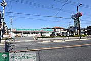 ドラッグセイムス北本店 徒歩14分。 1070m