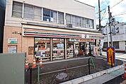 セブンイレブン東大宮店 229m