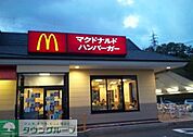 マクドナルド 722m