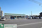 ファミリーマート東大宮五丁目店 699m
