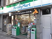 ファミリーマート 278m