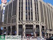 伊勢丹新宿本店メンズ館 徒歩10分。 770m