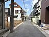 周辺：接道　幅員約3.9ｍ（北向き）