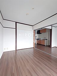 居間