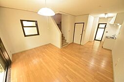 久保木テラスハウス 2LDKのリビング/ダイニング