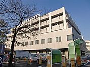 船橋中央病院 930m