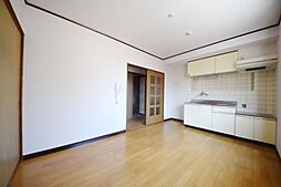 パレス細田 301 3階2DKのリビング/ダイニング