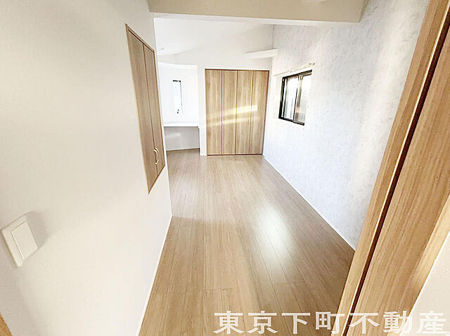 室内 足立区梅島1丁目30-13