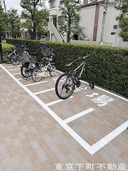 来客用駐輪場がございます。