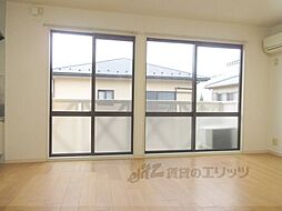 JR東海道・山陽本線 彦根駅 徒歩35分の賃貸アパート 2階2LDKのリビング/ダイニング