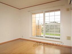 エヴァーグレイス 203 1階2LDKのリビング/ダイニング