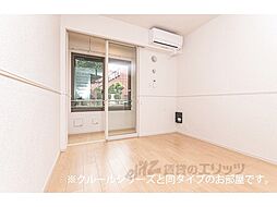 ブレイバレー 1階1LDKのリビング/ダイニング