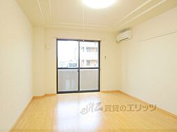 ジュピター 105 1階1Kのリビング/ダイニング