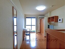 レオパレスエフ 2階1Kのリビング/ダイニング