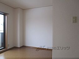 アトム7−ＡＲＫ 103 1階1Kのリビング/ダイニング