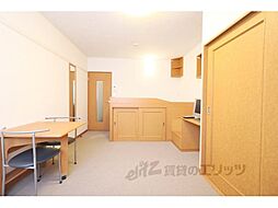 レオパレスＣｏｎｆｏｒｅｓｔｏ 206 2階1Kのリビング/ダイニング