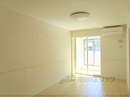 カーサ　アリエッタ 102 1階1LDKのリビング/ダイニング