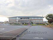 愛荘町役場愛知川庁舎まで1900メートル
