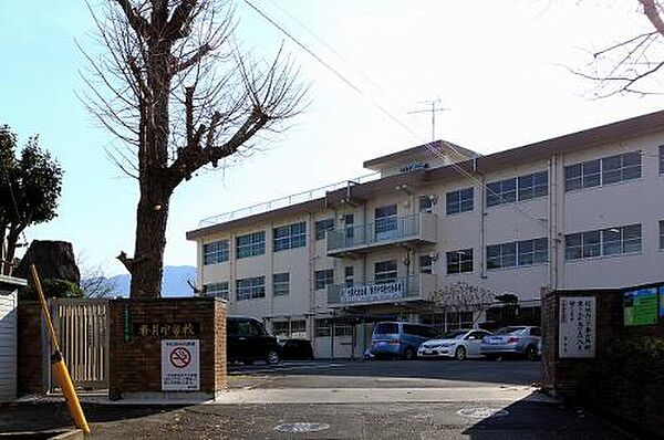 画像18:【中学校】北九州市立香月中学校まで1147ｍ