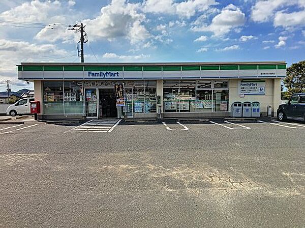 画像26:【コンビニエンスストア】ファミリーマート 菜の花大橋西店まで353ｍ