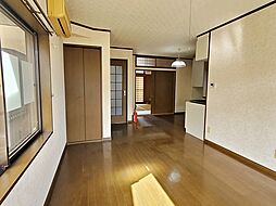 居間