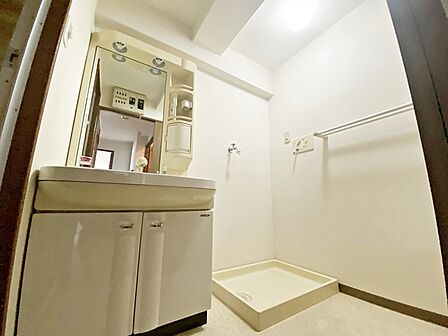 洗面台・洗濯機置き場