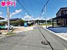 外観：前面道路：南東側約4.2ｍ幅