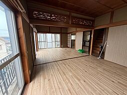 居間